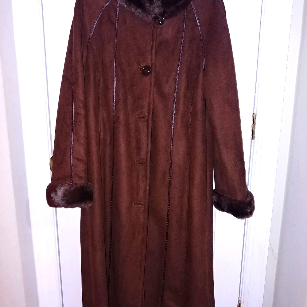 Gallery Full Length Womens Coat Faux Fur Lined